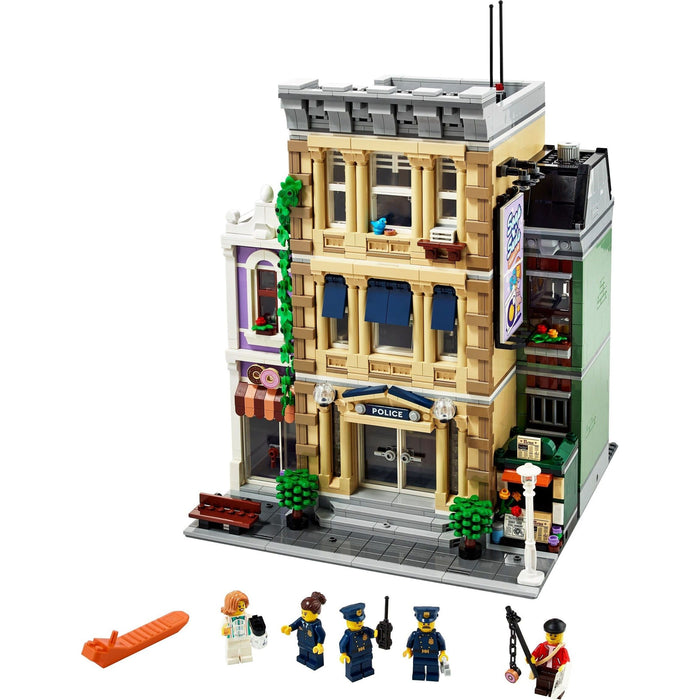 Pre-Order LEGO Icons 10278 Police Station Modular Building