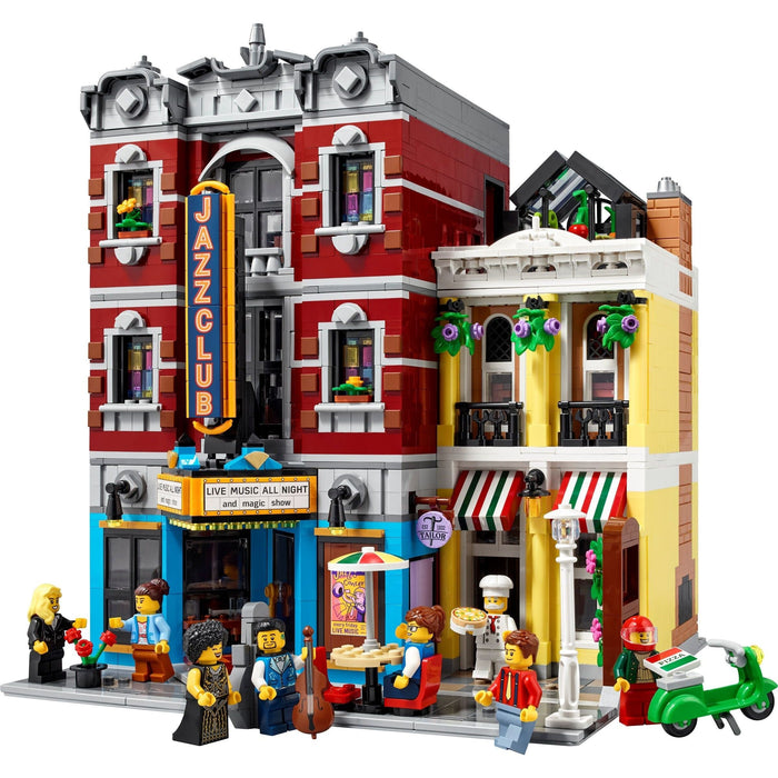 LEGO Icons 10312 Jazz Club Modular Building