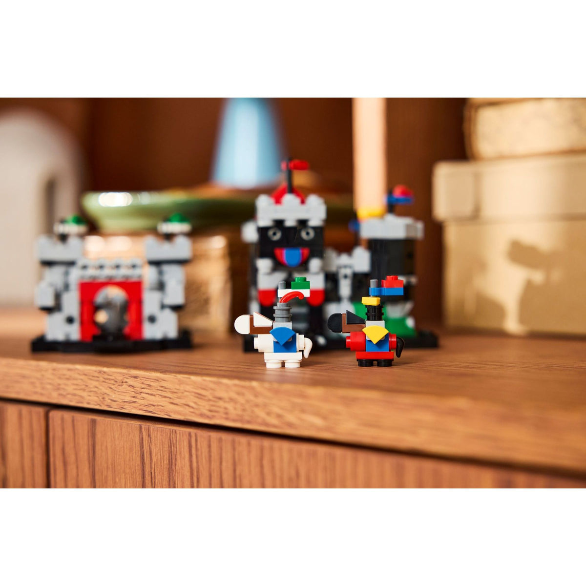 LEGO Promotional 40775 Mini Knight's Castle display detail