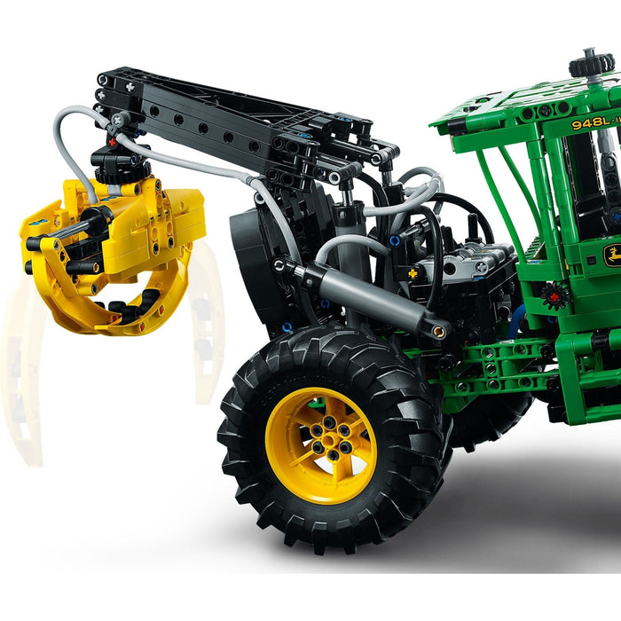 LEGO Technic 42157 John Deere 948L-II Skidder