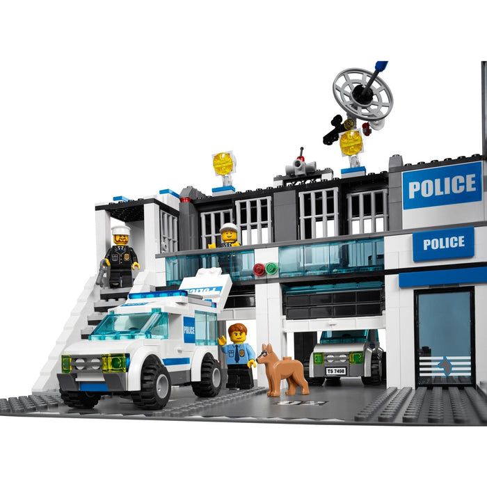LEGO City 7498 Police Station — Brick-a-brac-uk