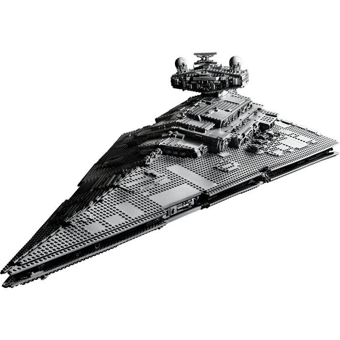 LEGO Star Wars 75252 UCS Imperial Star Destroyer