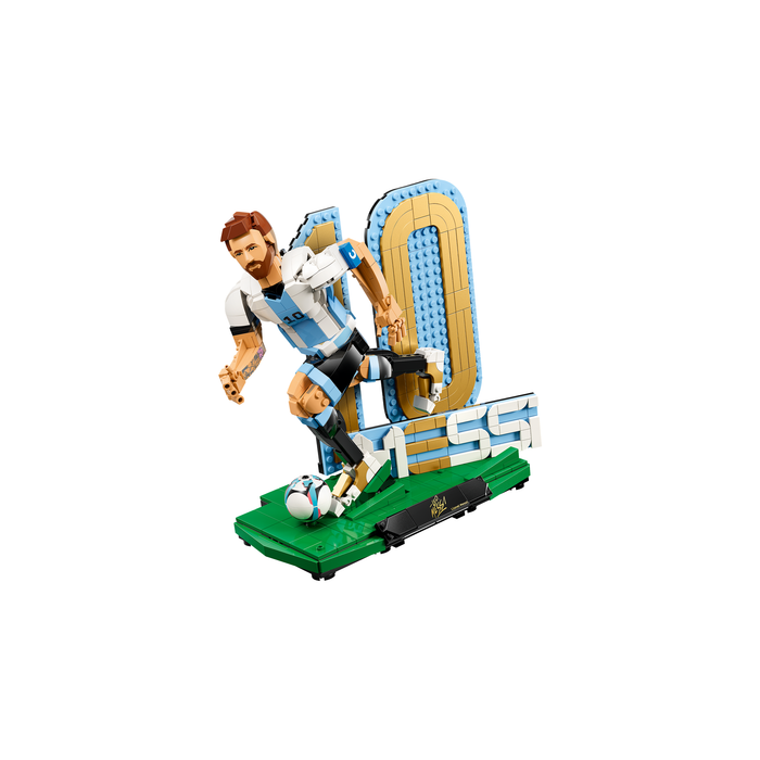 LEGO Editions 43015 Lionel Messi - Football Legend alternative running pose dribbling the ball